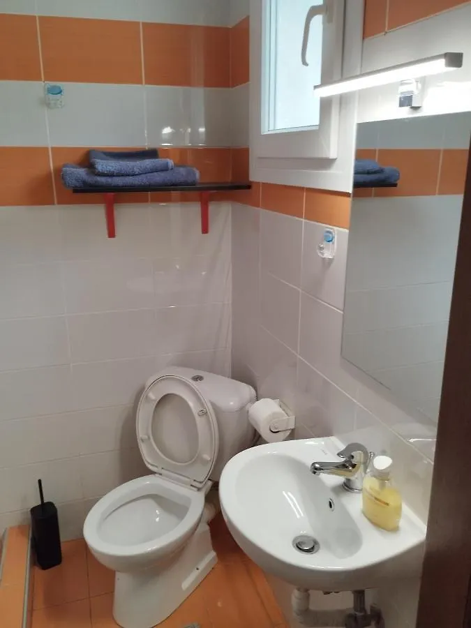 Cozy Apartment In 塞萨洛尼基